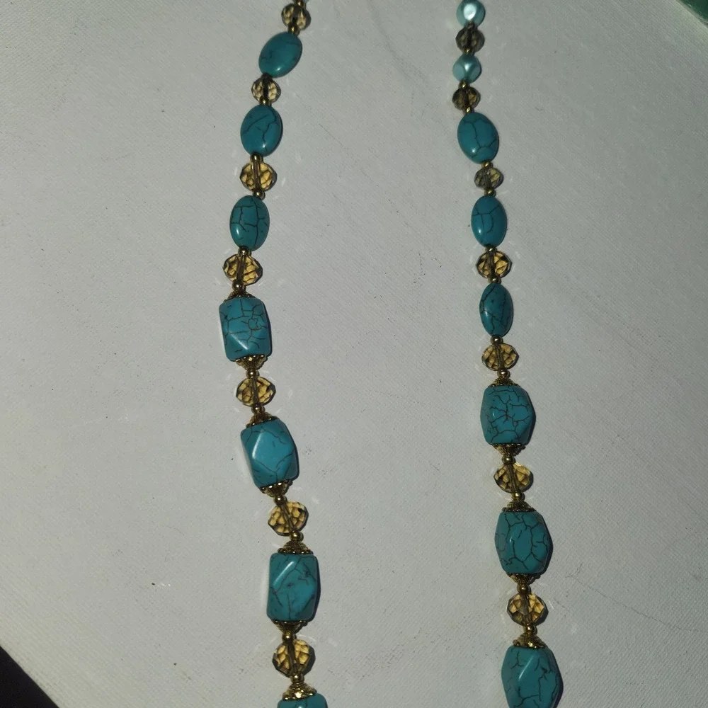 Stone Necklace Turquoise color‎ Gold Tone Toggle  Smoky Crystal 24 Inch
